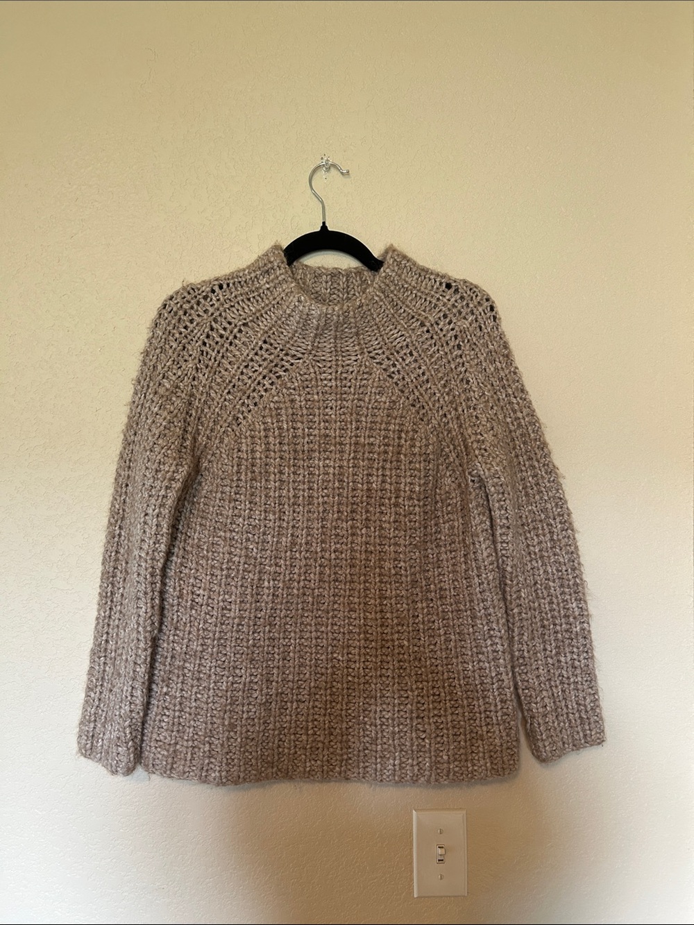 Lands’ End Canvas Chunky Knit Mock Neck Merino Wool Sweater Size Large Cozy